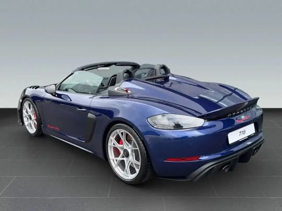 Porsche 718 Spyder - Thumbnail 3