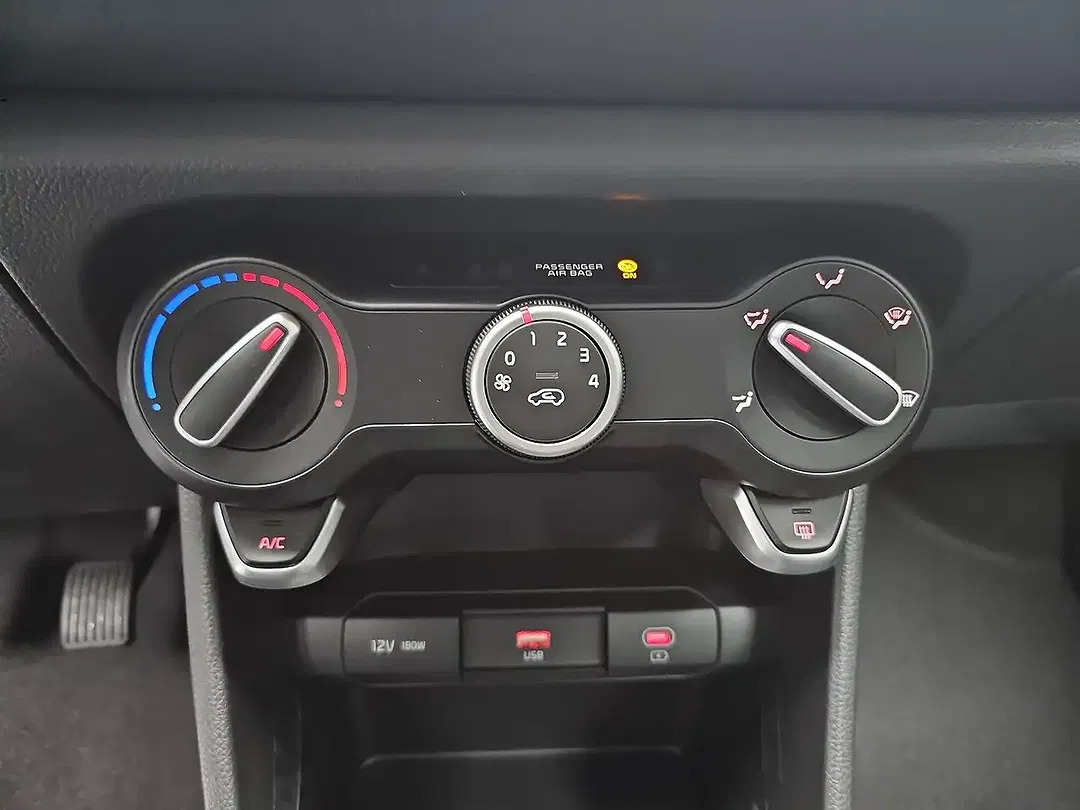 Kia Picanto - Thumbnail 11