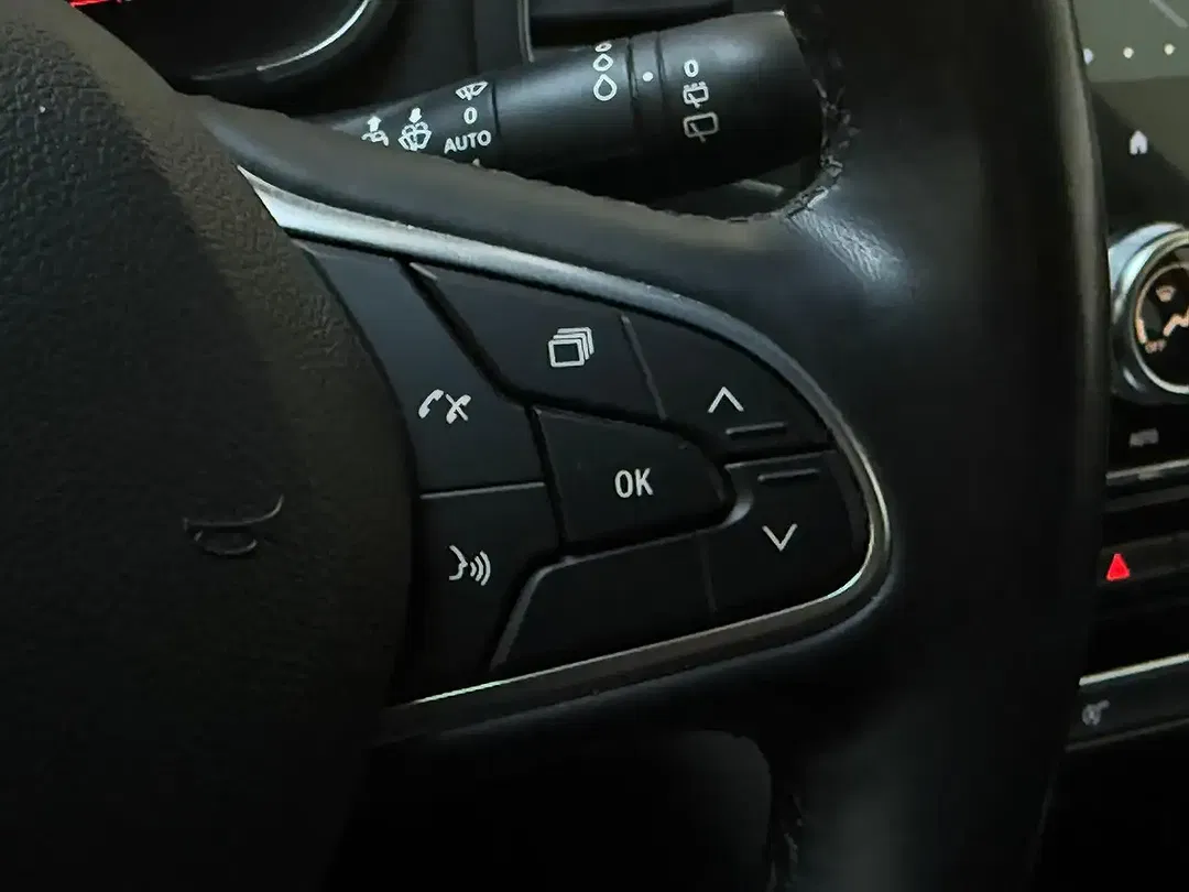 Renault Megane - Thumbnail 15