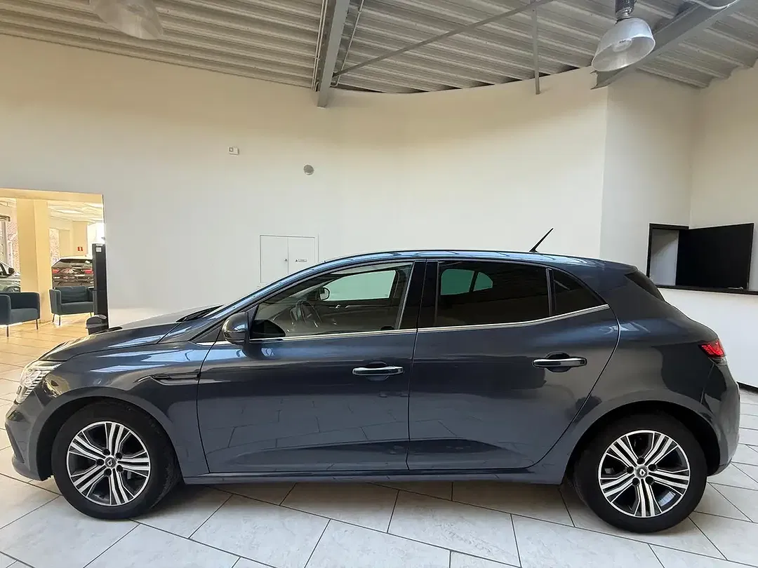 Renault Megane - Thumbnail 2