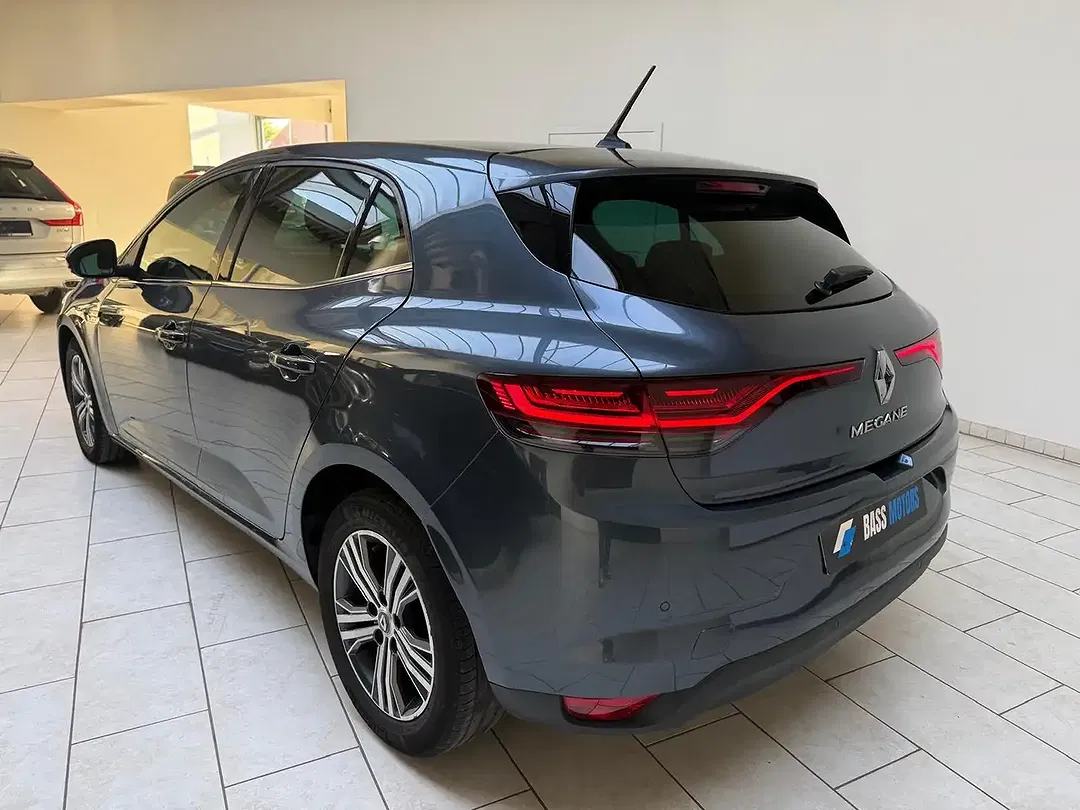 Renault Megane - Thumbnail 6