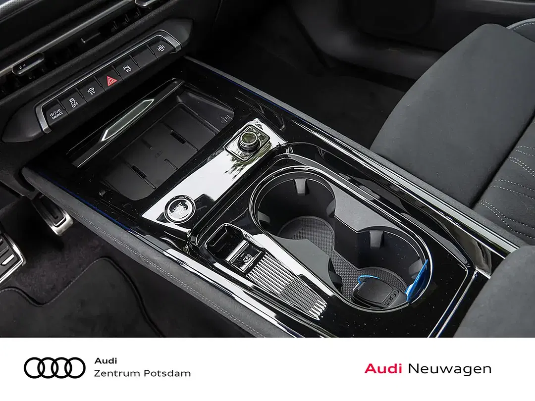 Audi Q3 - Thumbnail 13