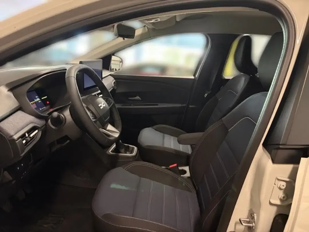 Dacia Sandero - Thumbnail 5