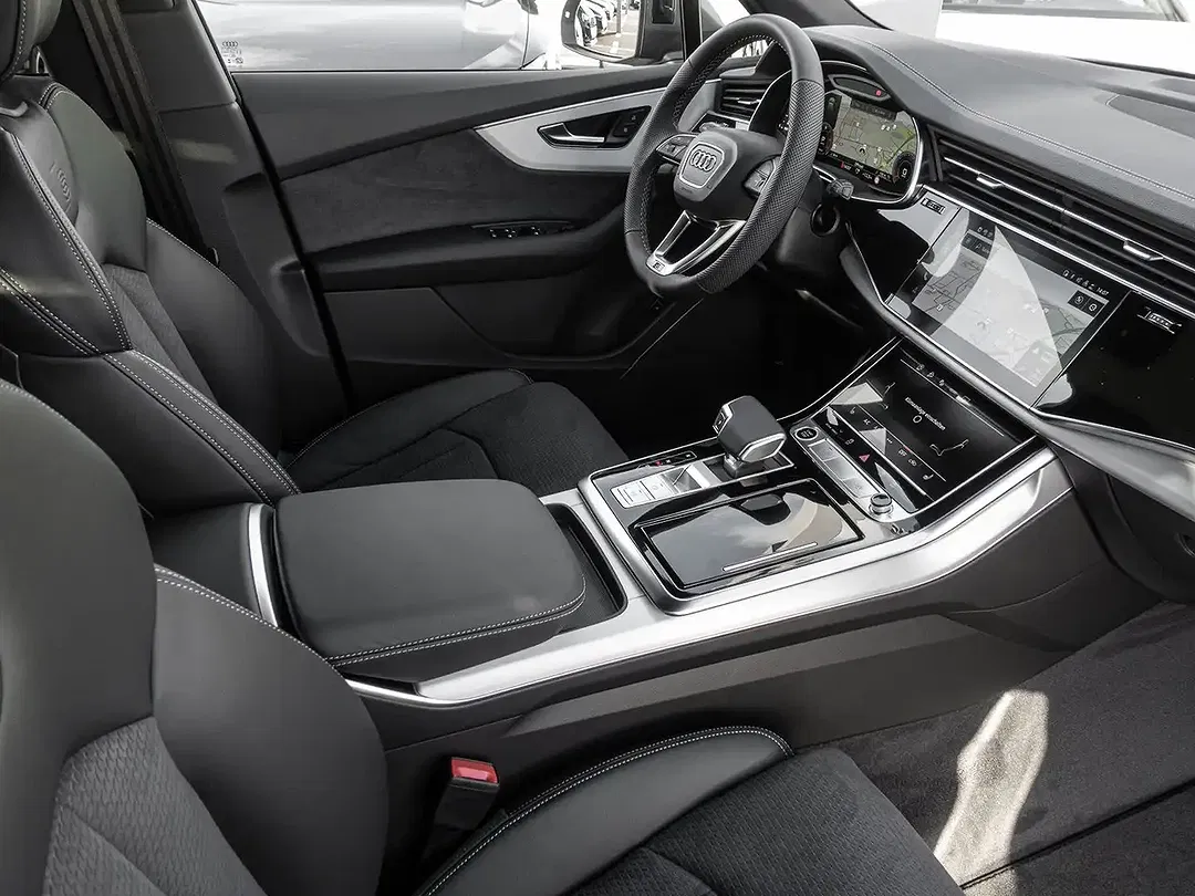 Audi Q7 - Thumbnail 5
