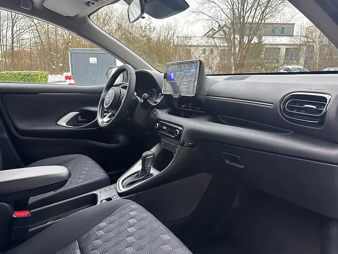 Mazda 2 - Thumbnail 13