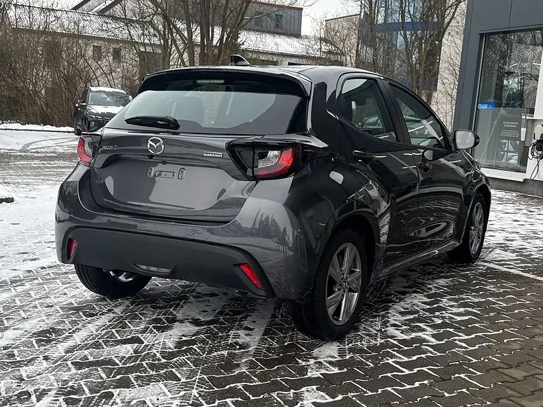 Mazda 2 - Thumbnail 5