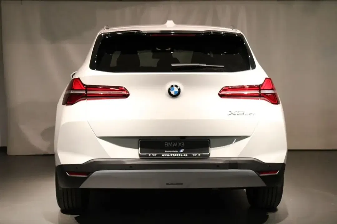 BMW X3 - Thumbnail 4
