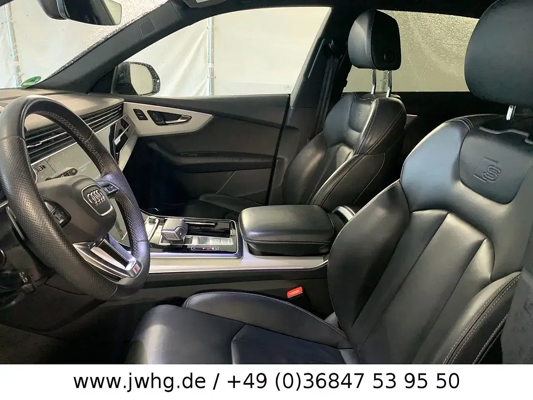 Audi SQ8 - Thumbnail 10