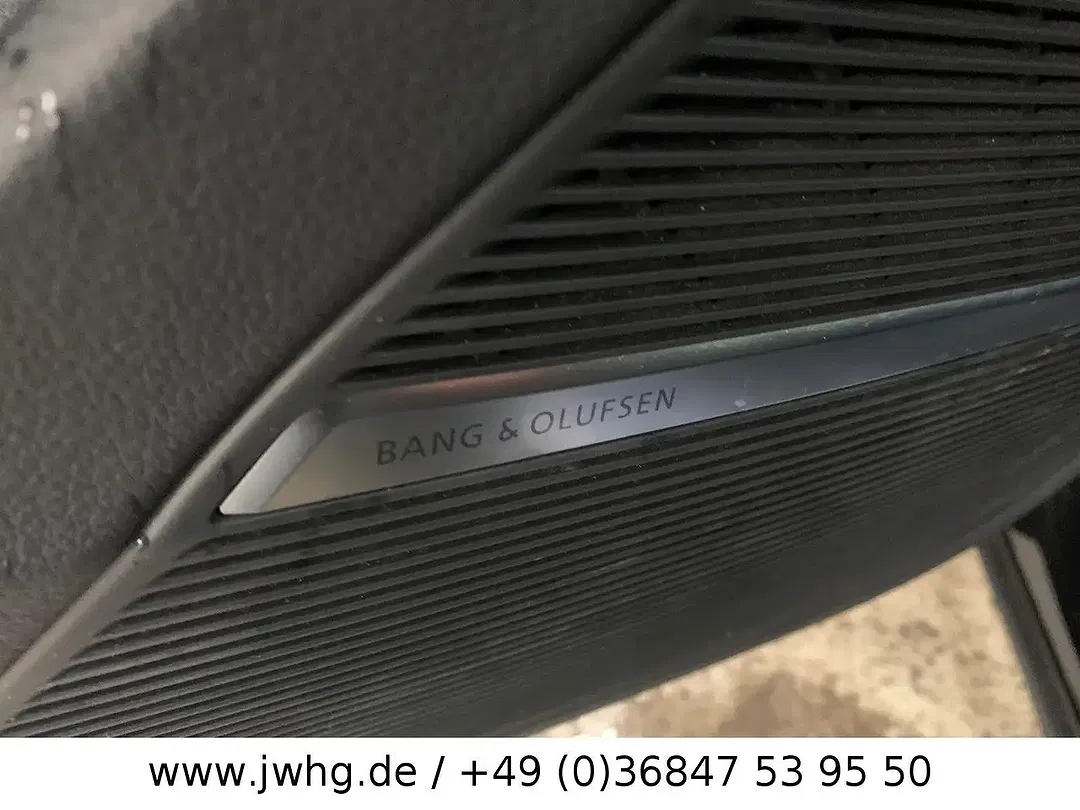 Audi SQ8 - Thumbnail 12
