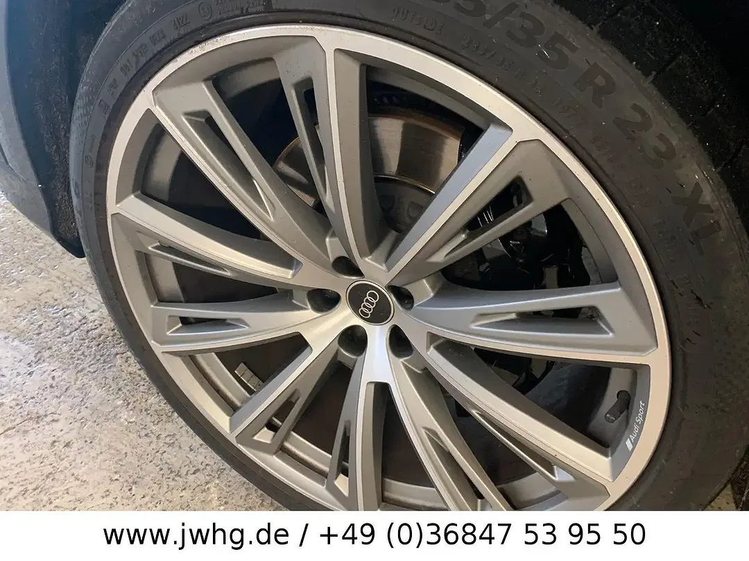Audi SQ8 - Thumbnail 9