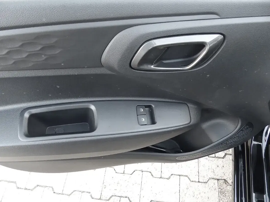 Hyundai i10 - Thumbnail 11