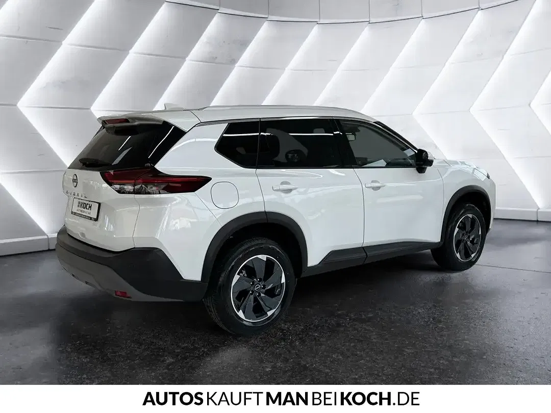 Nissan X-Trail - Thumbnail 3