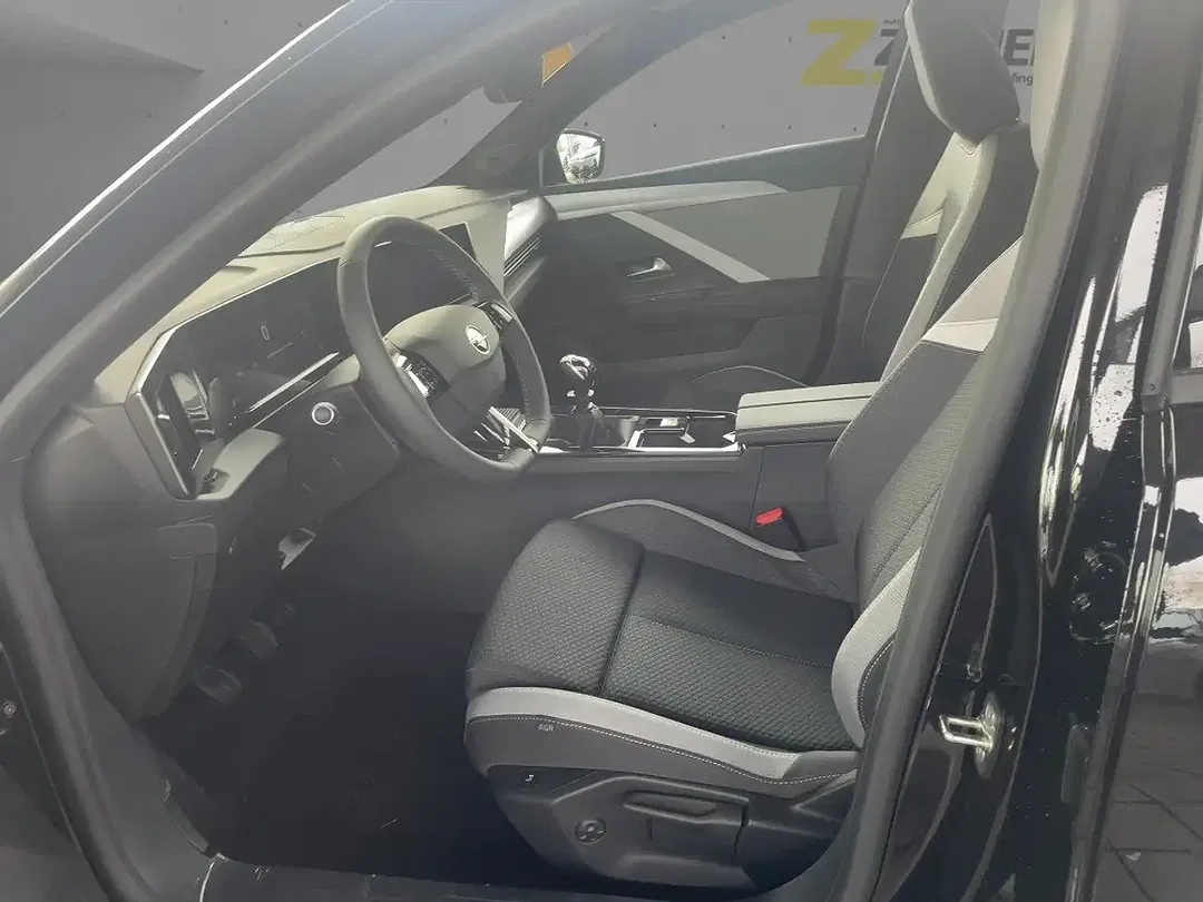 Opel Astra - Thumbnail 6
