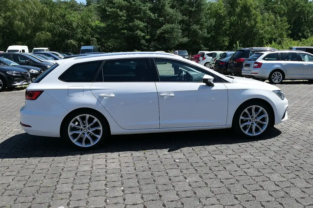 SEAT Leon - Thumbnail 6
