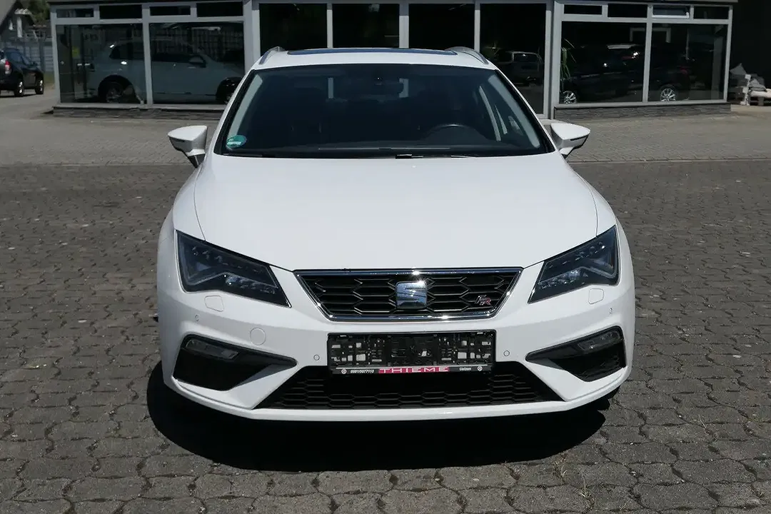 SEAT Leon - Thumbnail 8