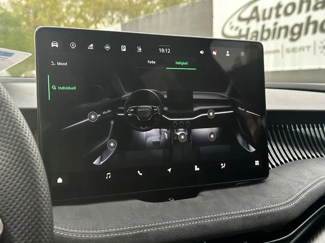 Skoda Superb - Thumbnail 13