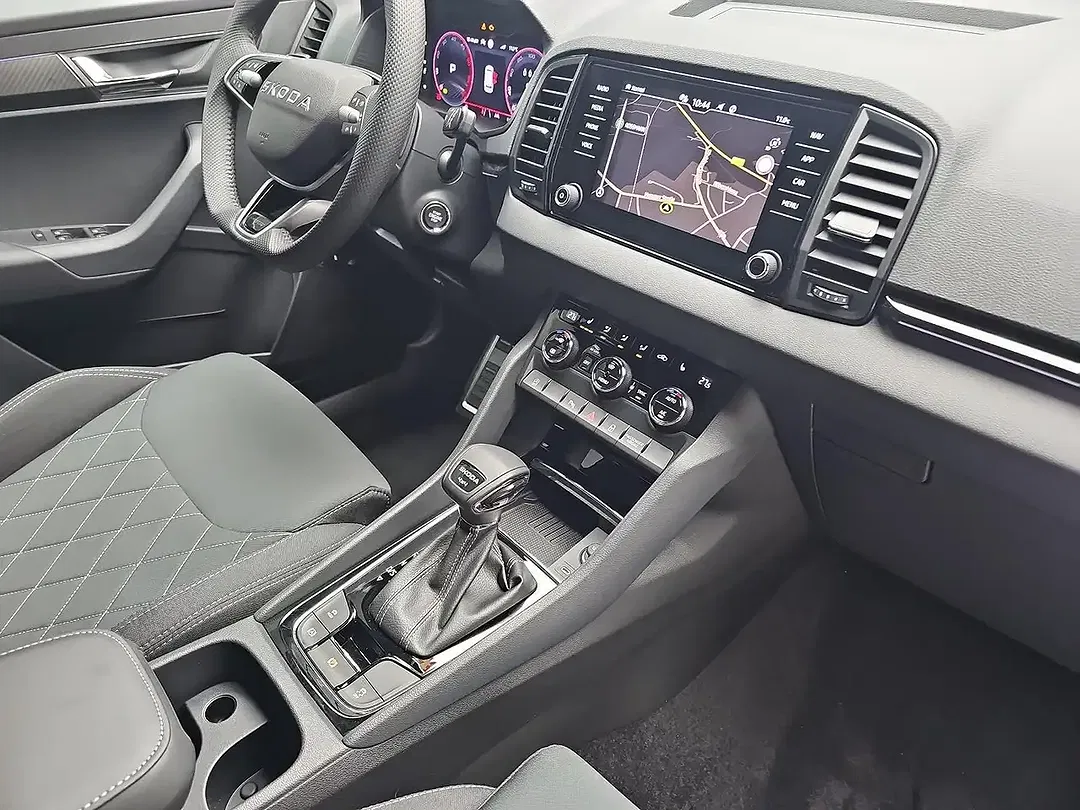 Skoda Karoq - Thumbnail 17
