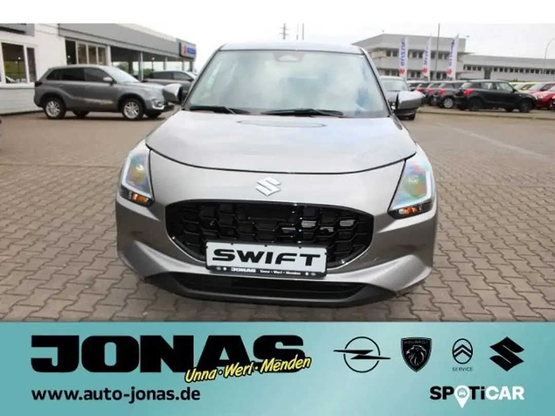 Suzuki Swift - Thumbnail 2