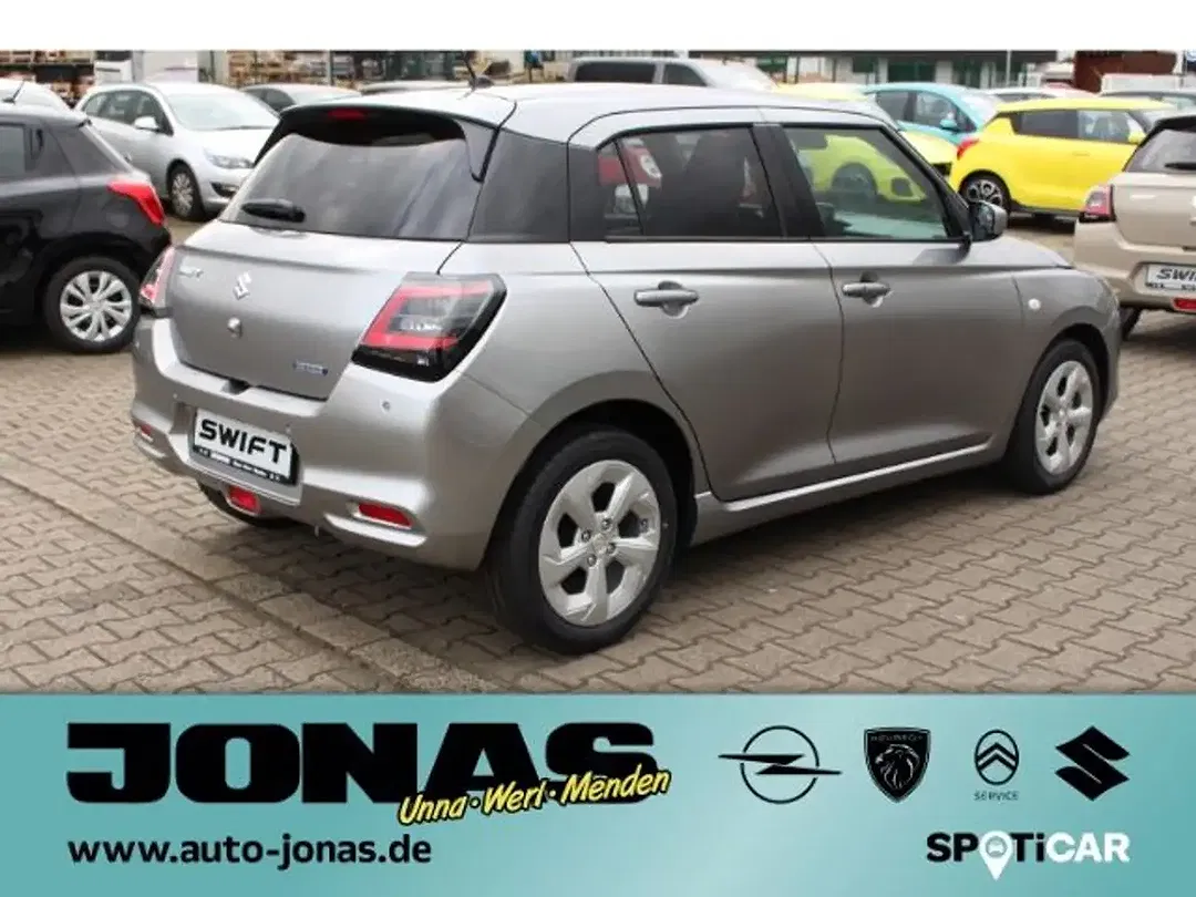 Suzuki Swift - Thumbnail 6