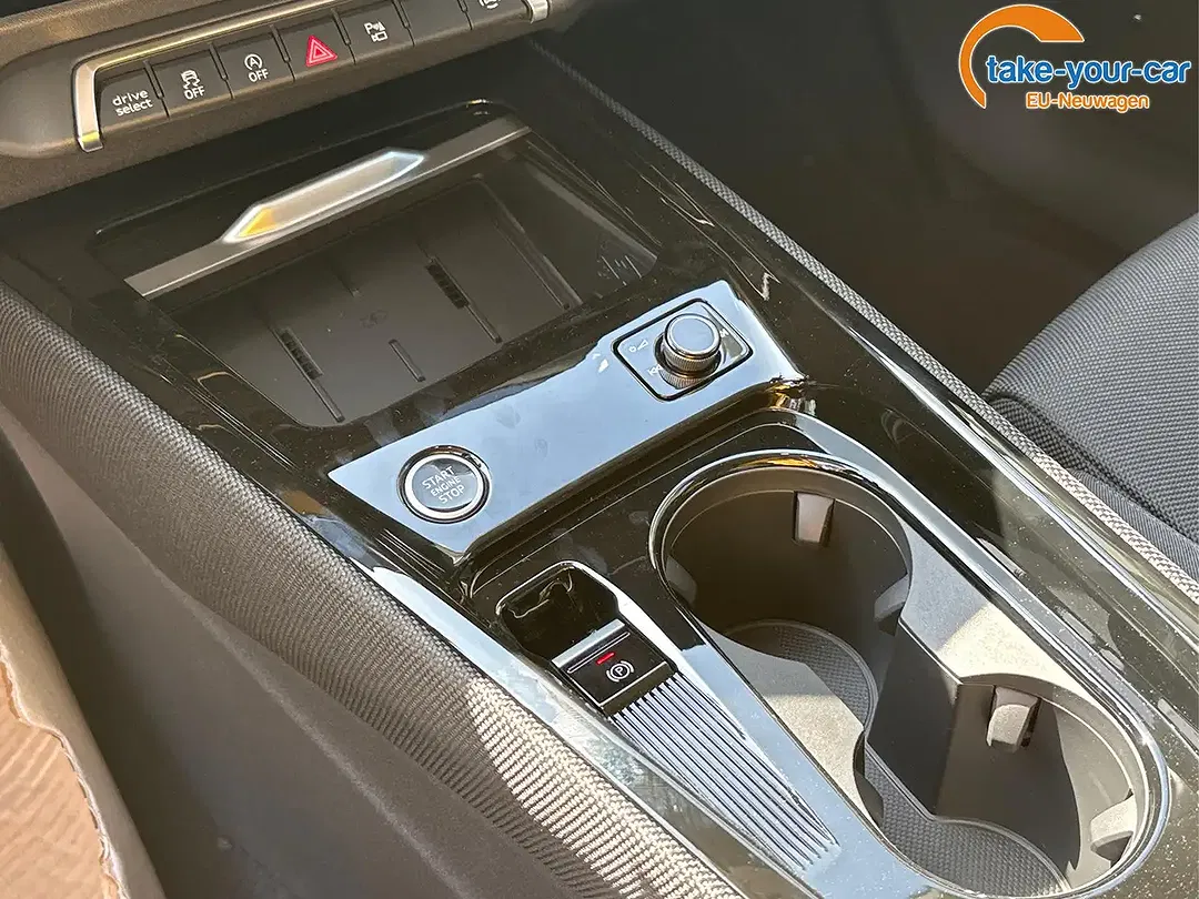 Audi Q3 - Thumbnail 14