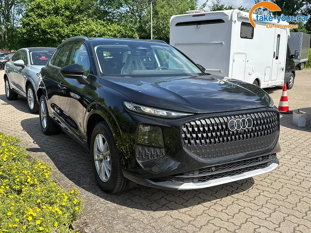 Audi Q3 - Thumbnail 3