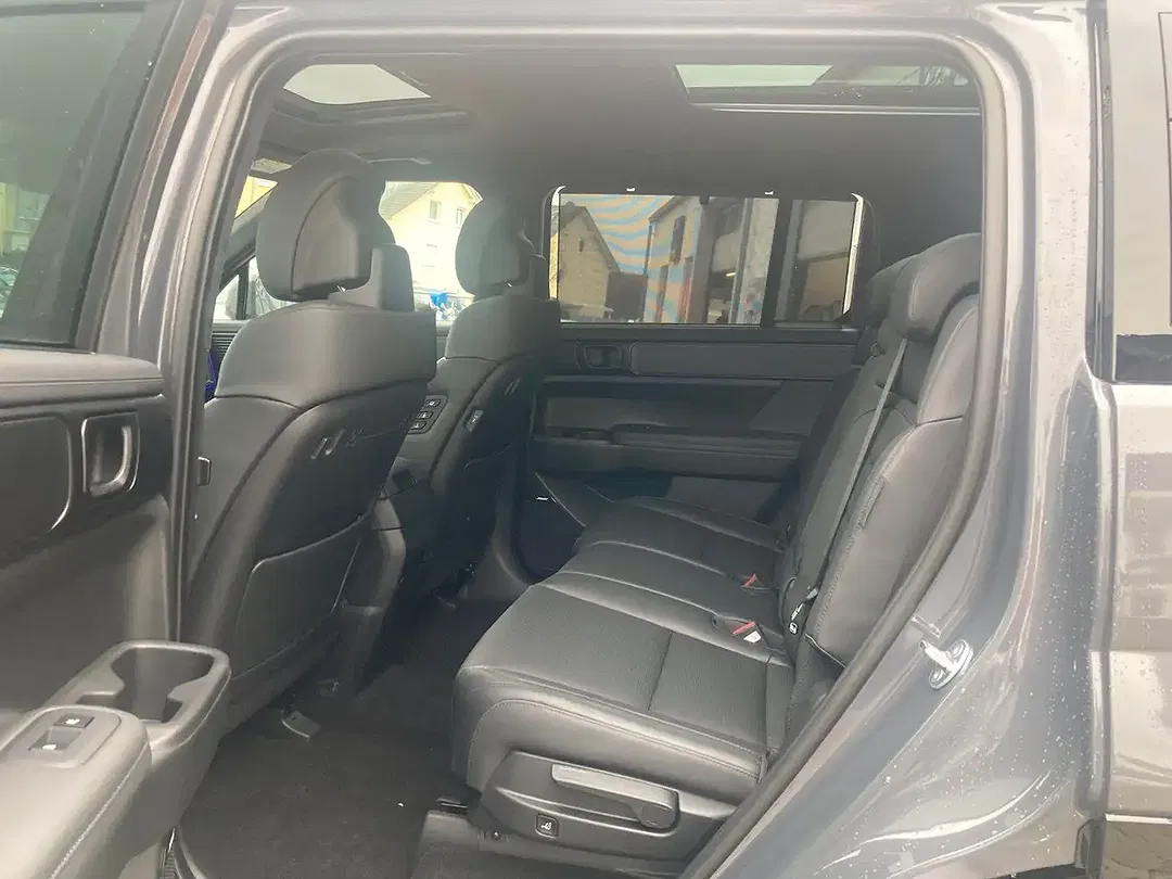 Hyundai SANTA FE - Thumbnail 14