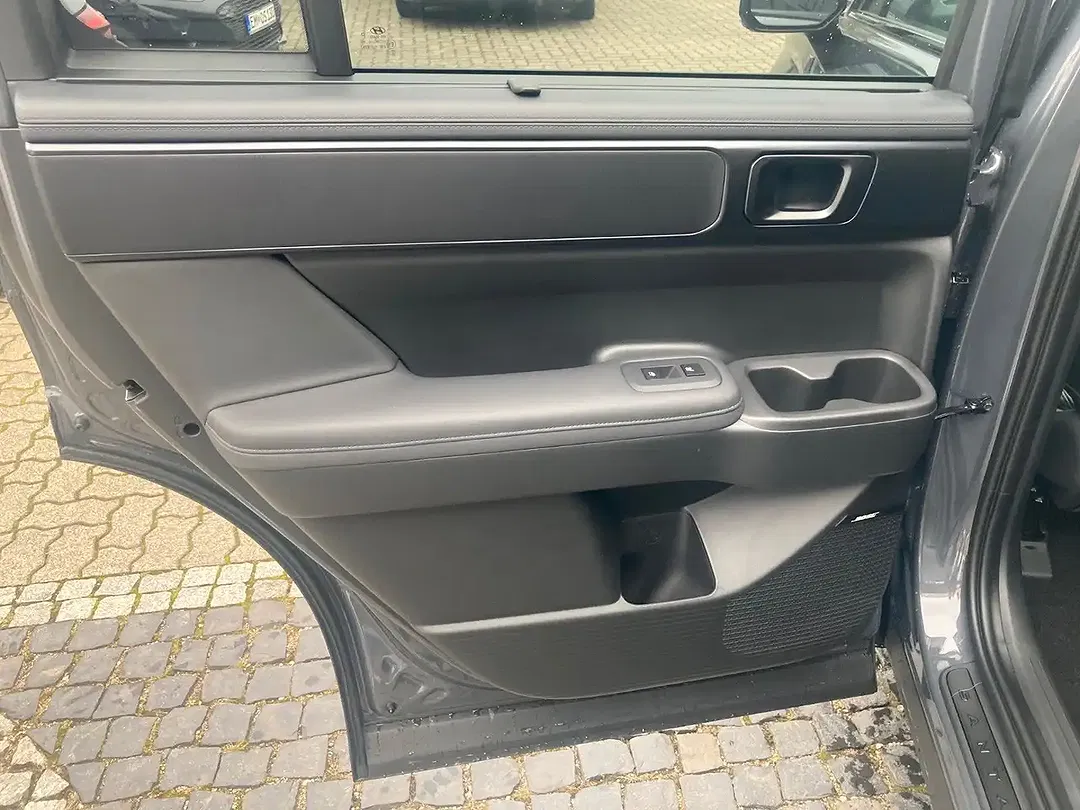 Hyundai SANTA FE - Thumbnail 15