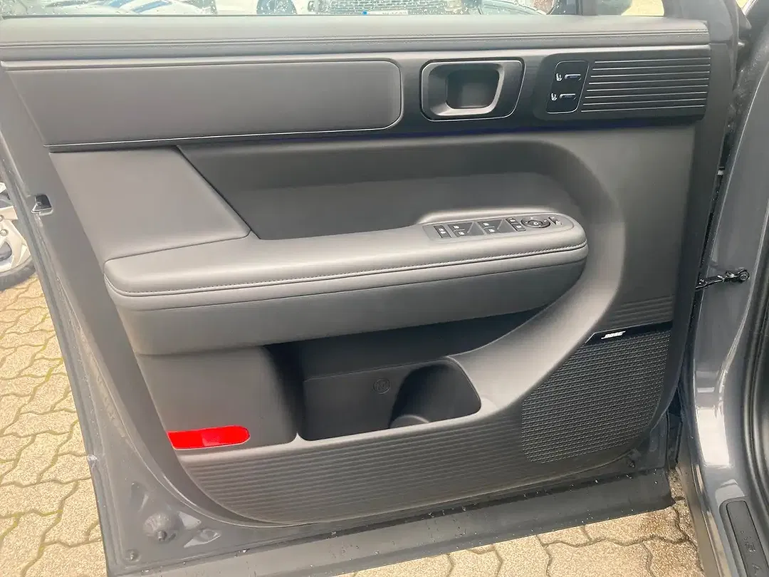 Hyundai SANTA FE - Thumbnail 7