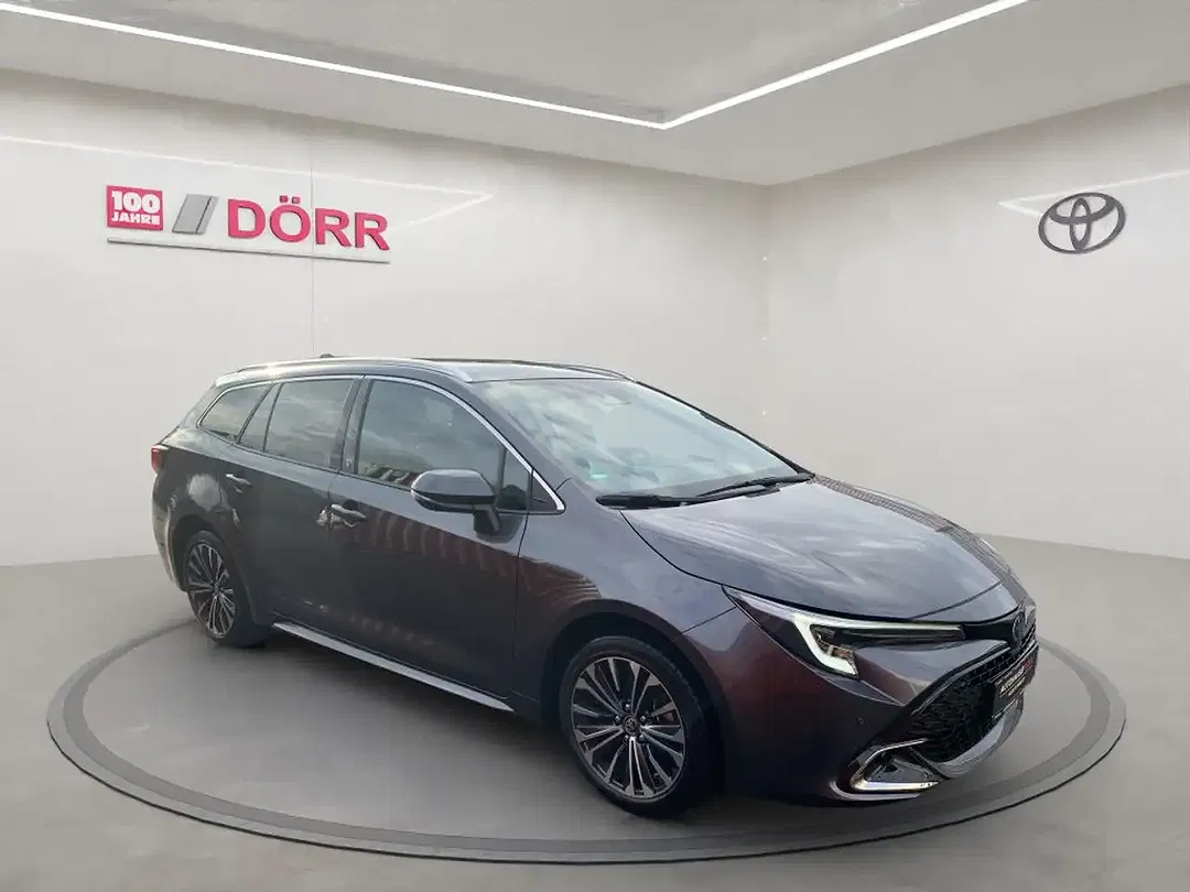 Toyota Corolla - Thumbnail 6