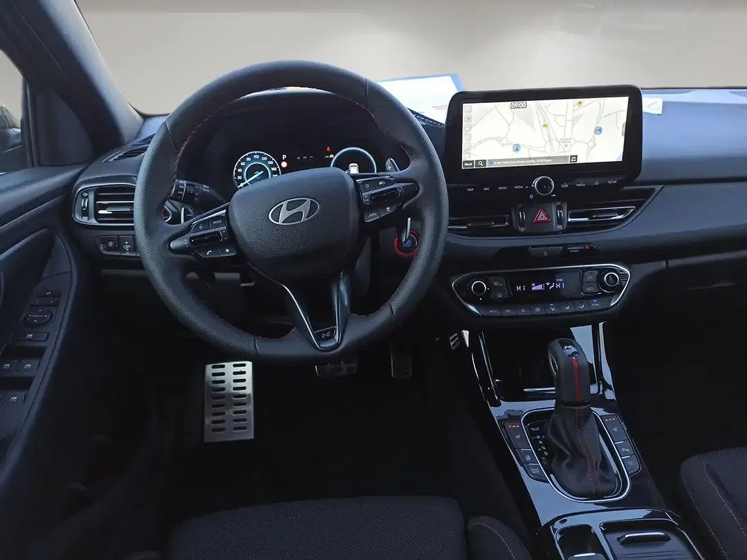 Hyundai i30 - Thumbnail 2