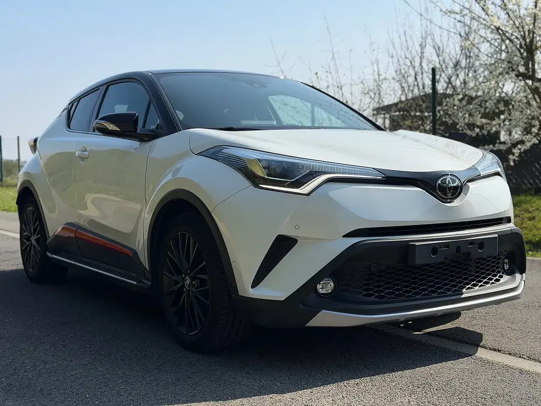 Toyota C-HR - Thumbnail 3