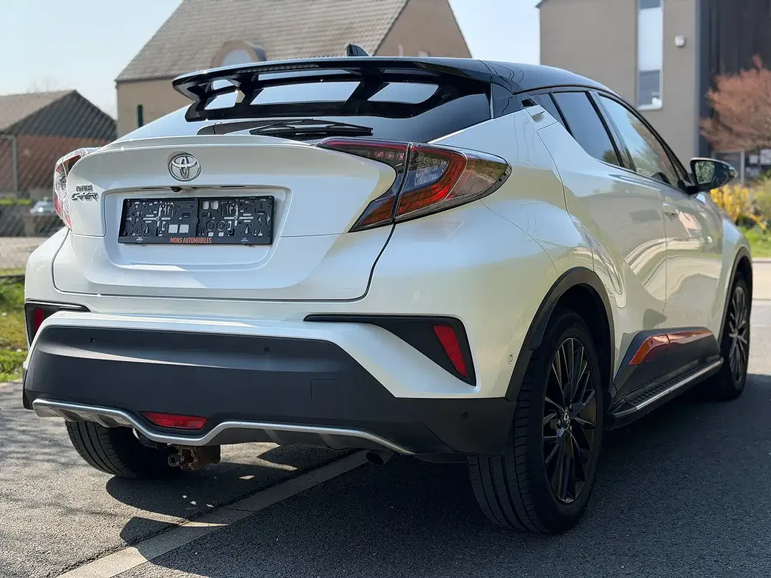 Toyota C-HR - Thumbnail 4