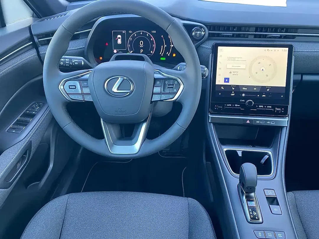 Lexus LBX - Thumbnail 10