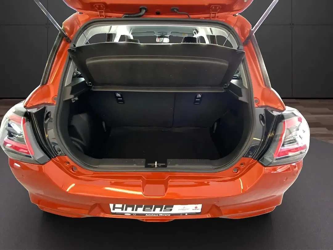 Suzuki Swift - Thumbnail 14