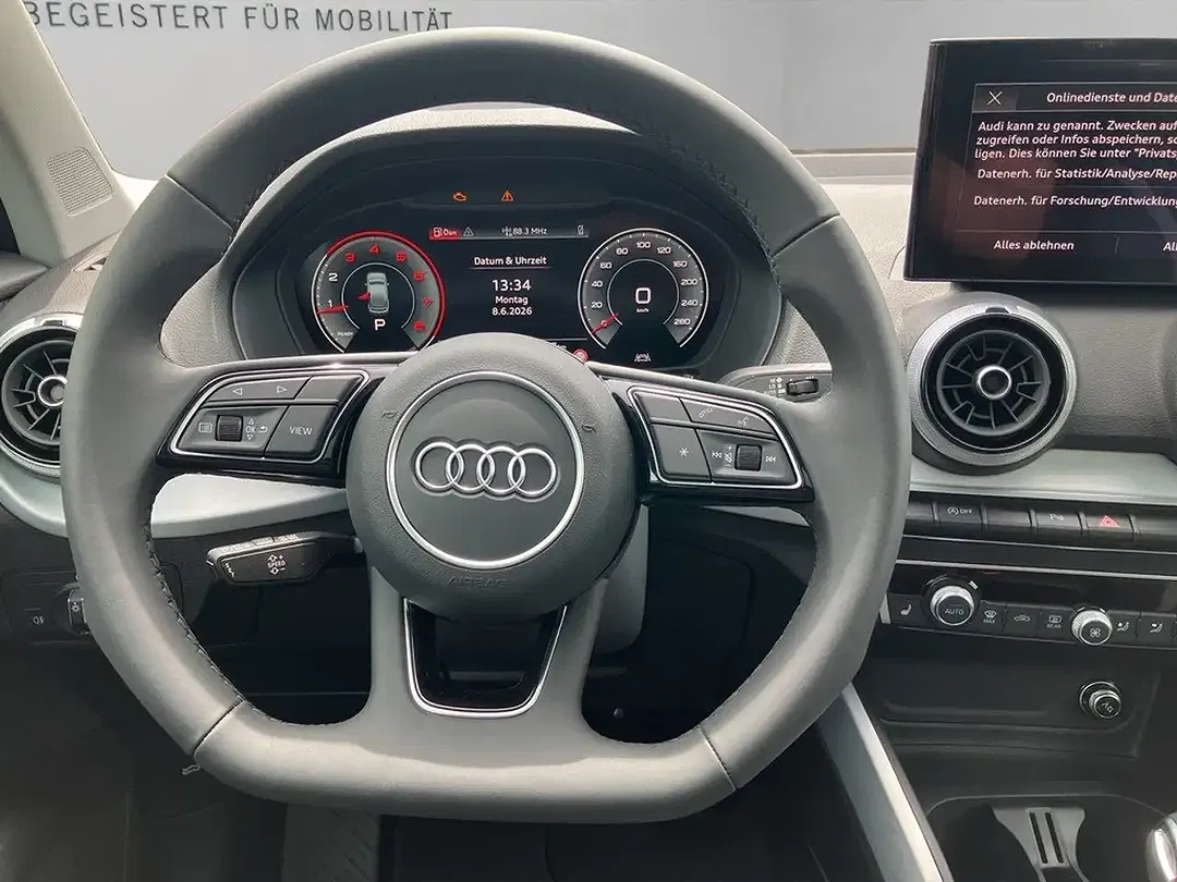 Audi Q2 - Thumbnail 12