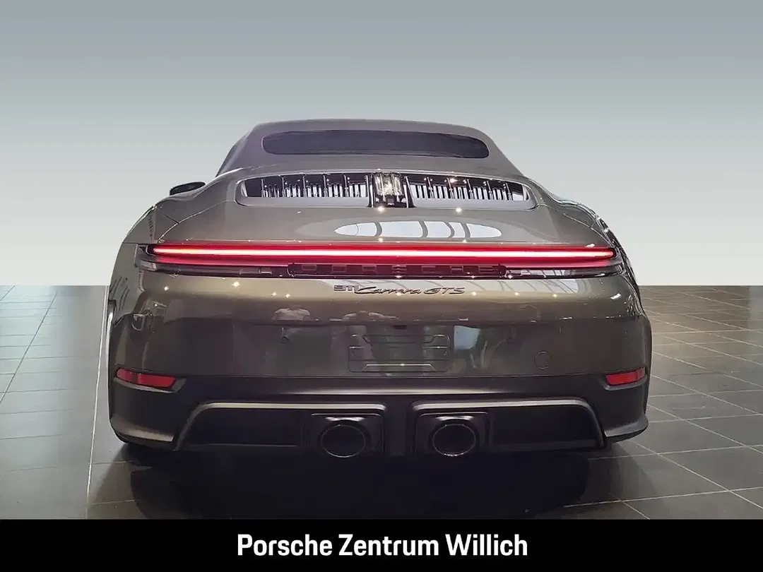 Porsche 992 - Thumbnail 5