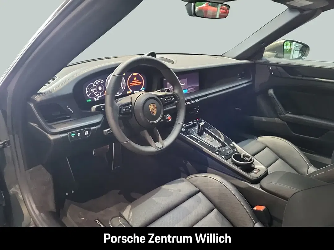 Porsche 992 - Thumbnail 7