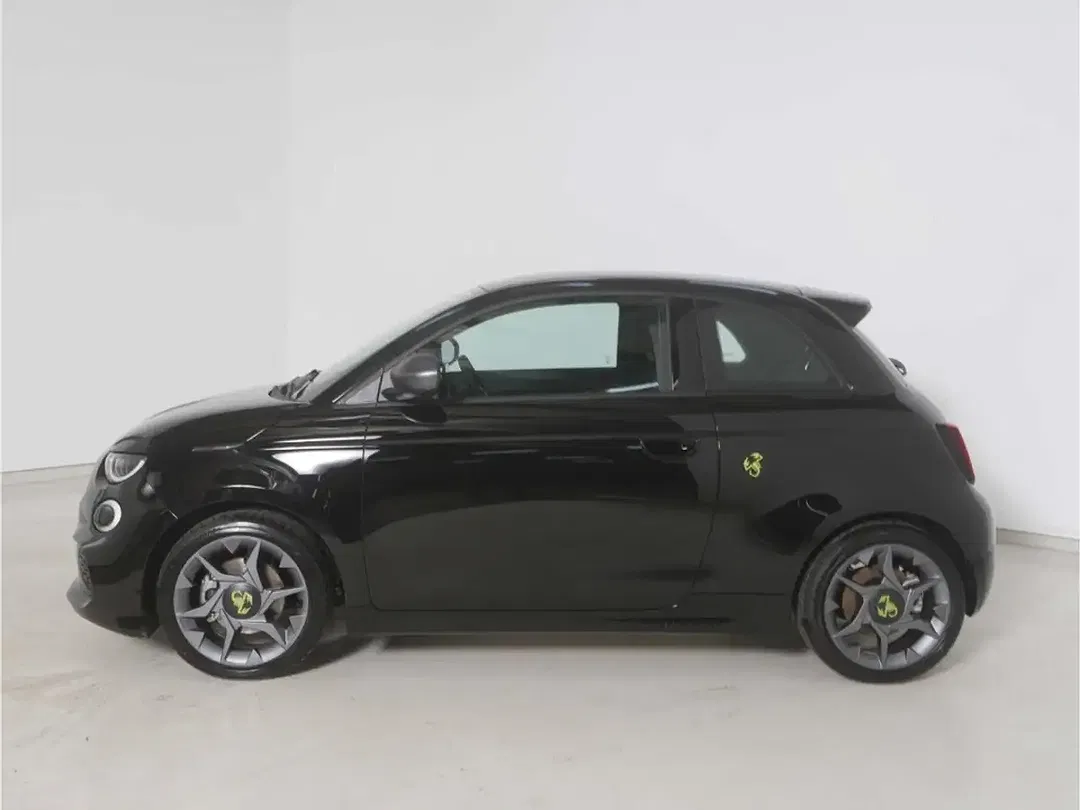 Abarth 500e - Thumbnail 5