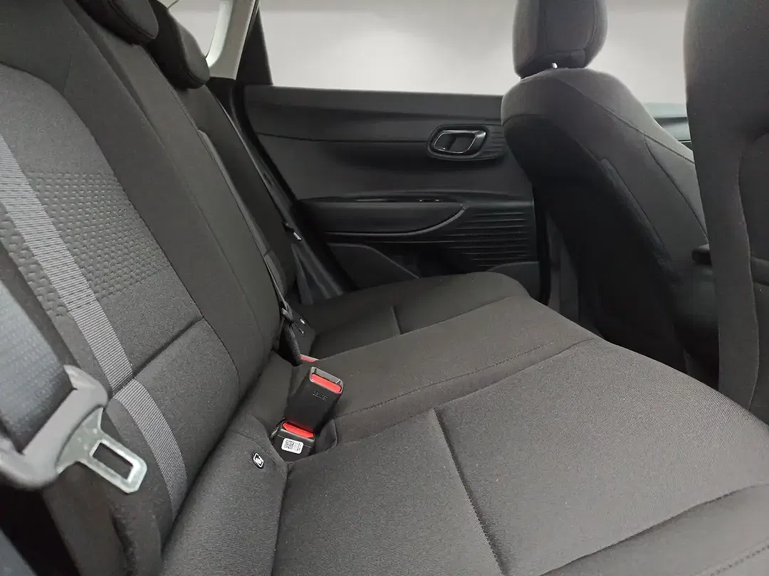 Hyundai i20 - Thumbnail 13