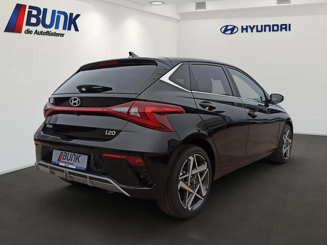 Hyundai i20 - Thumbnail 3