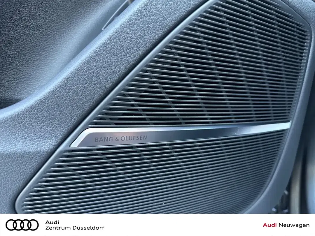 Audi Q8 - Thumbnail 13