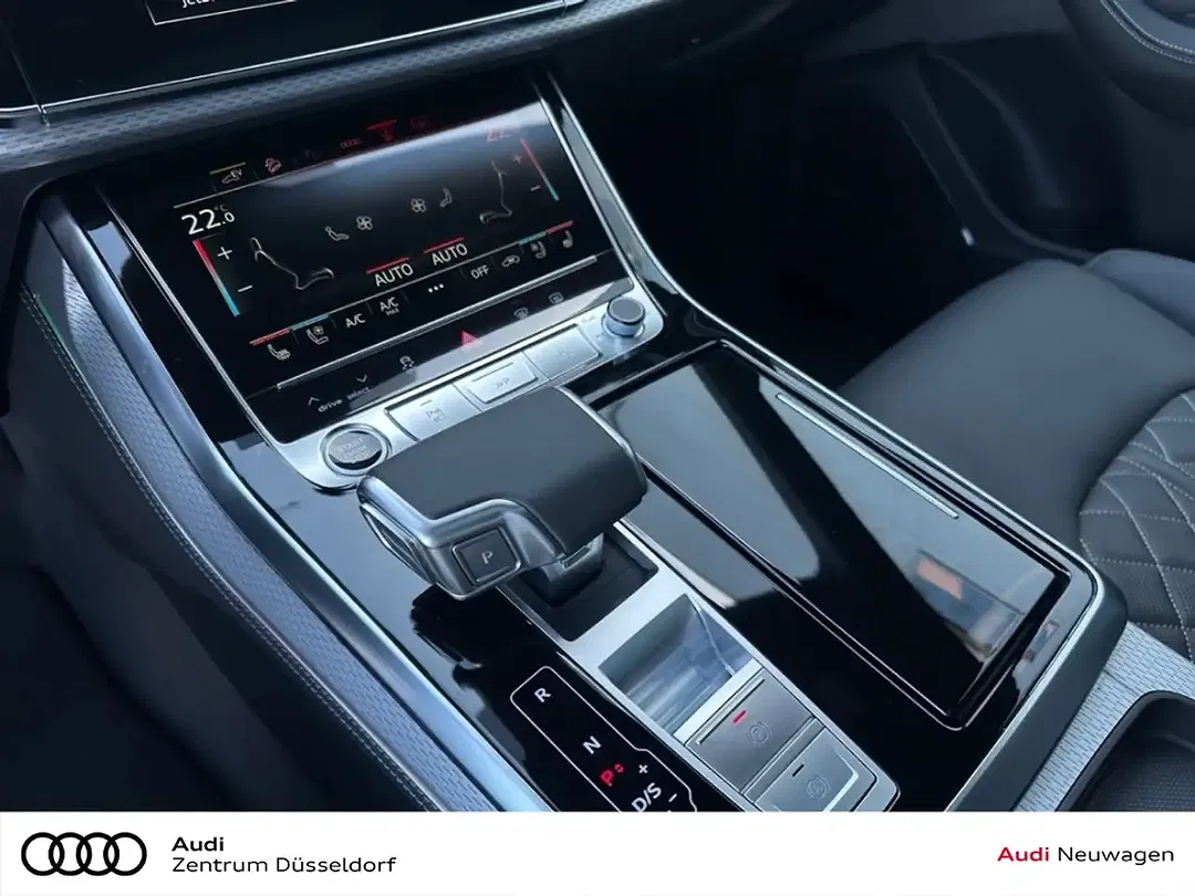 Audi Q8 - Thumbnail 15