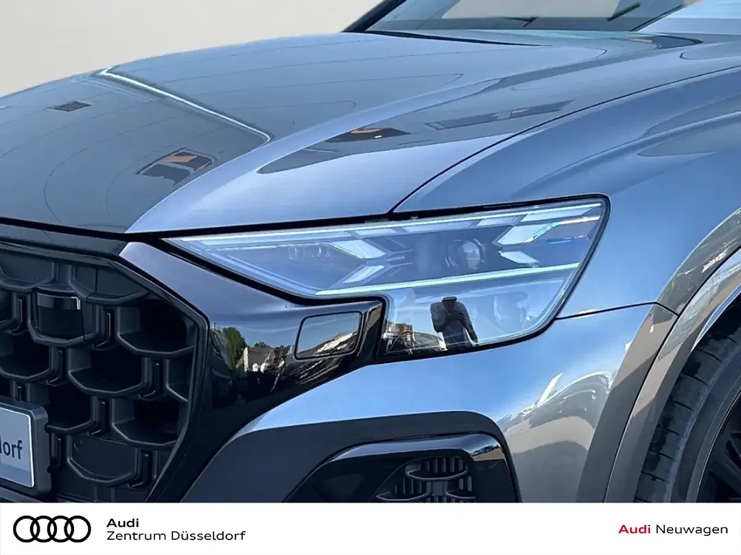 Audi Q8 - Thumbnail 4