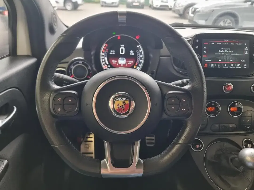 Abarth 595C - Thumbnail 11