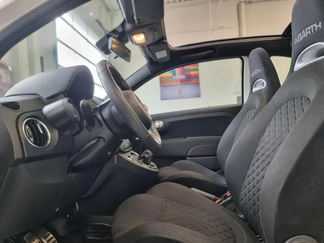 Abarth 595C - Thumbnail 9