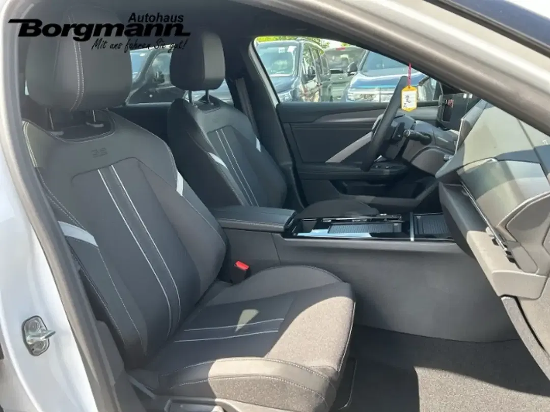 Opel Astra - Thumbnail 11
