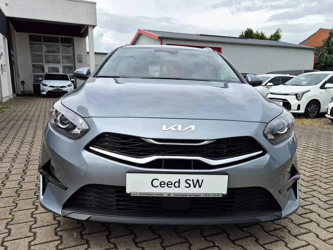Kia Ceed SW / cee'd SW - Thumbnail 2