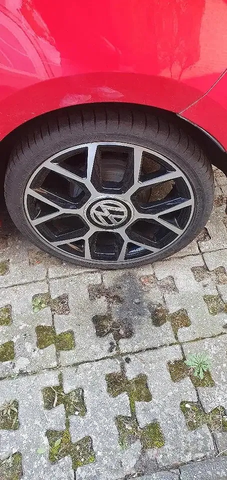 Volkswagen up! - Thumbnail 12