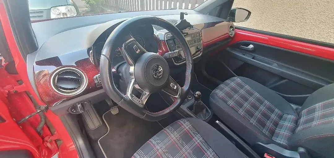 Volkswagen up! - Thumbnail 6