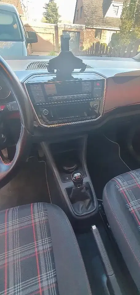 Volkswagen up! - Thumbnail 8